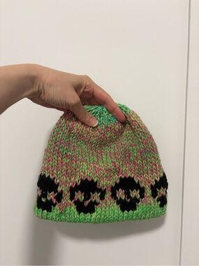NEW! Women’s Knit Skull Beanie - Pink & Green